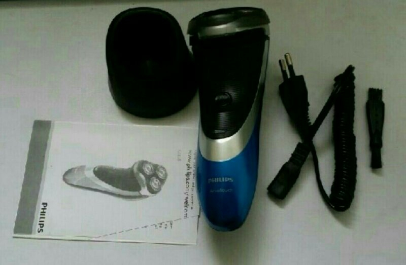필립스 아쿠아터치 전기면도기--4