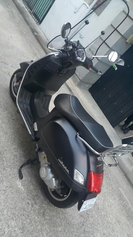 베스파gts300--1