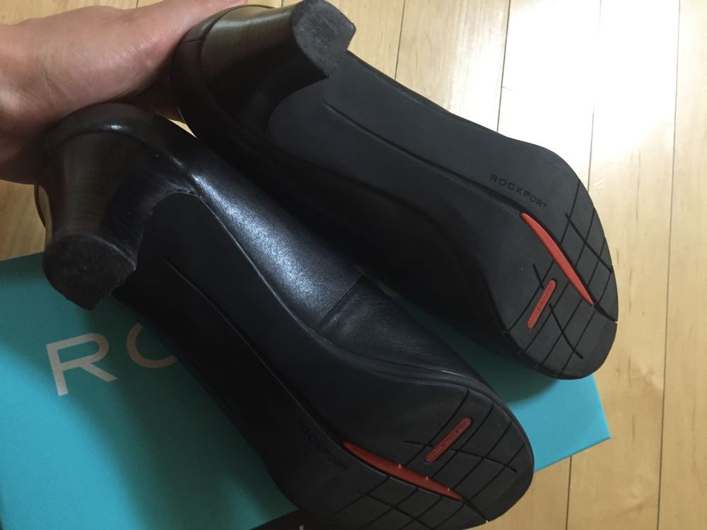  락포트 토탈모션 멜로라 플레인 펌프스 --3