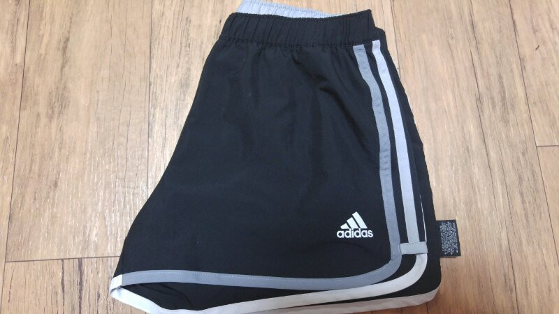 아디다스 마라톤 10 쇼트 이미지