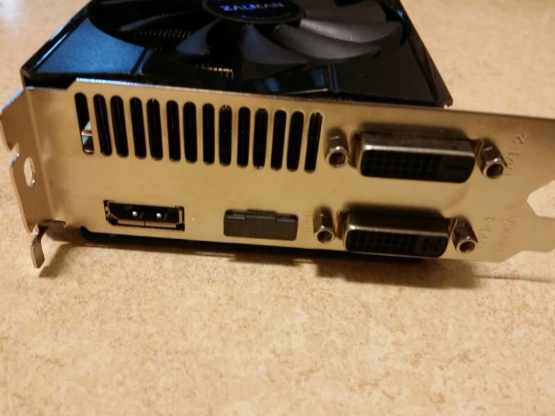 잘만 지포스 GTX760 게이밍 D5 2GB 백플 이미지