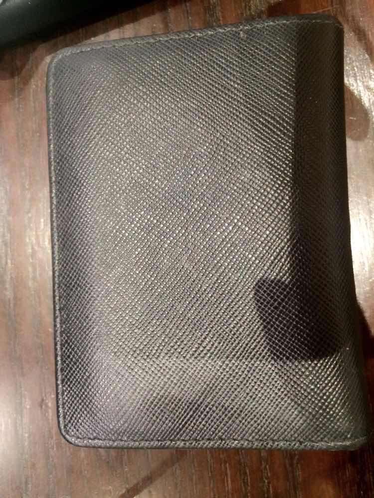 프라다 정품 지갑 팝니다--1