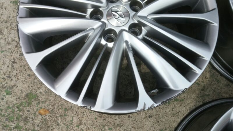 아슬란18인치순정휠팝니다--4