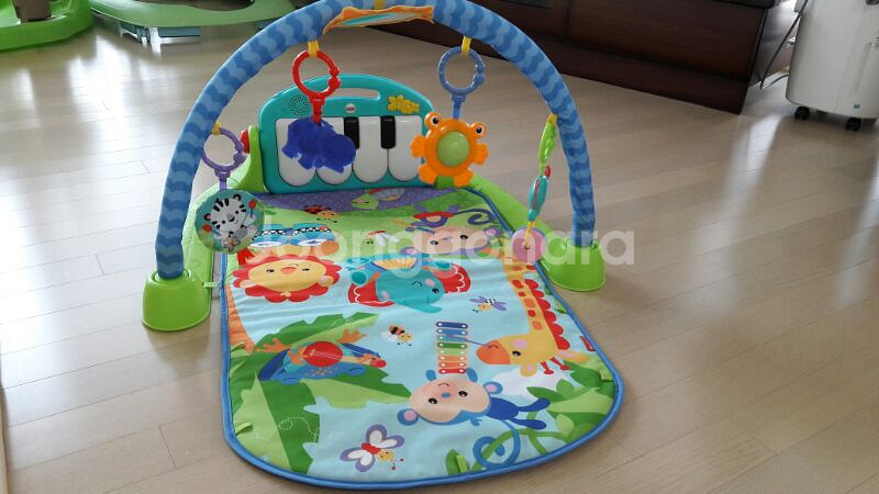 피셔프라이스아기체육관판매합니다--1