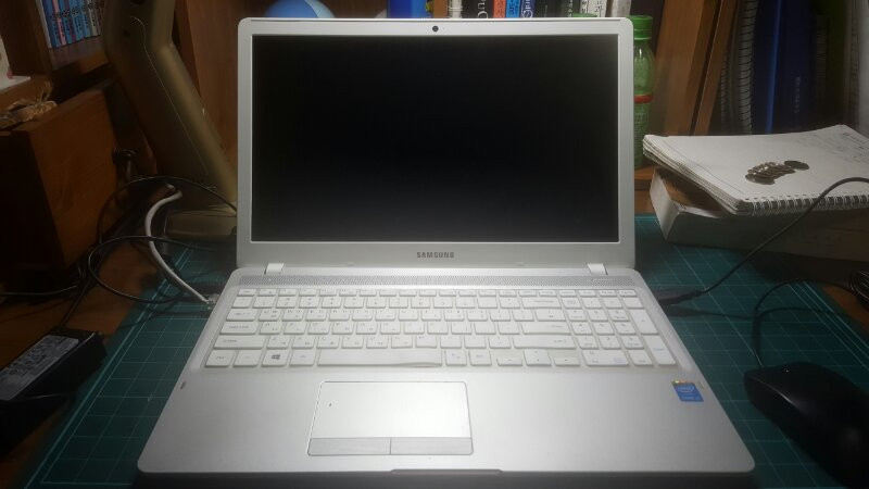 삼성아티브북 NT500R5K-K58W 이미지