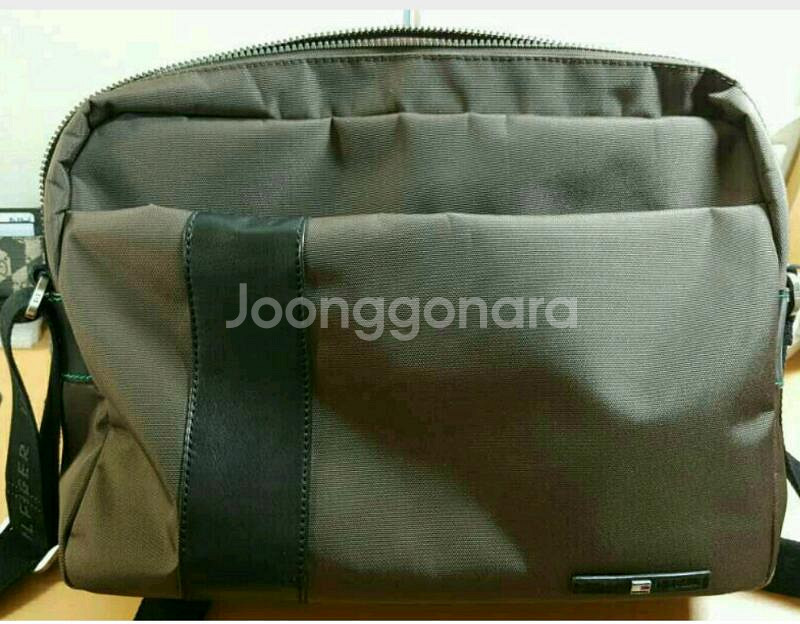 타미힐피거 크로스백--0