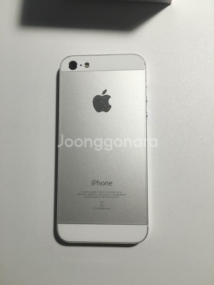 아이폰5 32G 팝니다--2