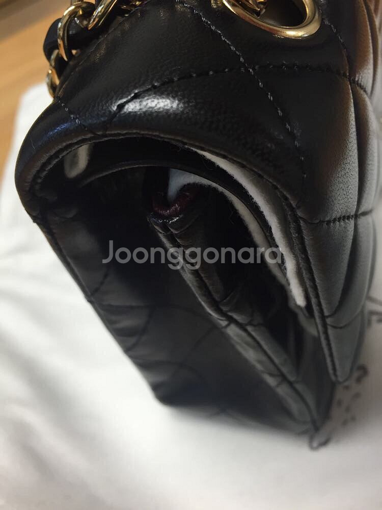 샤넬 / 정품 / 클래식/ 램스킨미듐 /15번대/--3