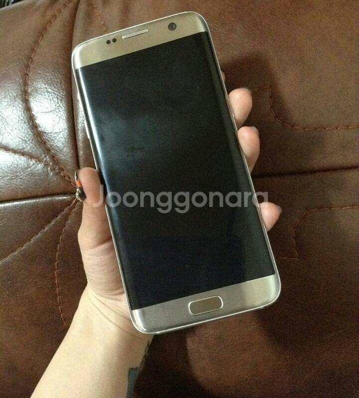 갤럭시s7엣지 실버를 아이폰6s 64기가 로즈골드--0