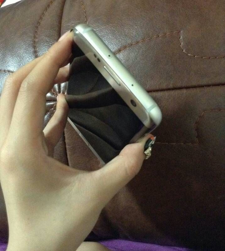 갤럭시s7엣지 실버를 아이폰6s 64기가 로즈골드 이미지