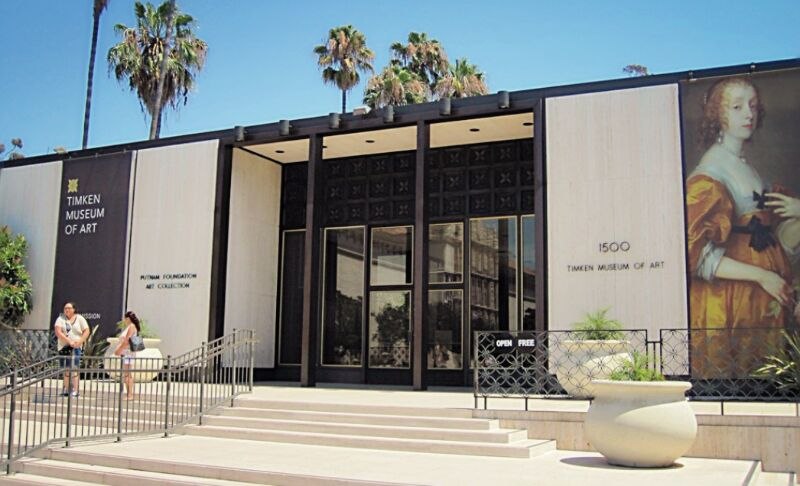 필라델피아까지가서 구입한 록키발보아 순은도금목걸이 이미지