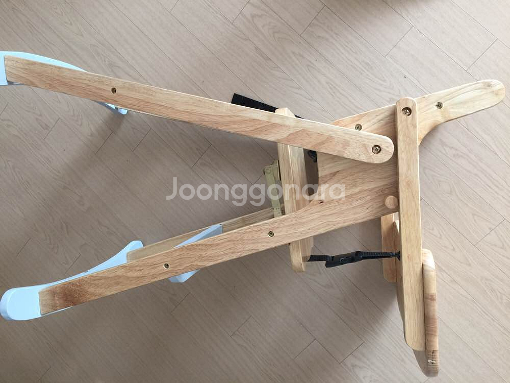 애기 식탁 의자--1