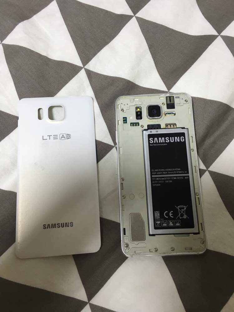 갤럭시알파 화이트 팝니다 이미지