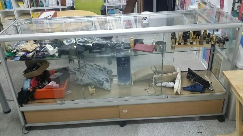 진열장 무료 가져가세요 이미지