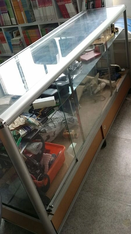 진열장 무료 가져가세요 이미지