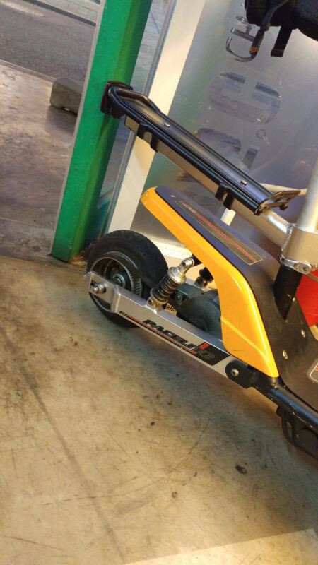 전동킥보드 리튬인산철배터리 팝니다.--1