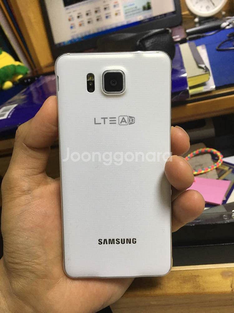 갤럭시알파화이트 팝니다--0