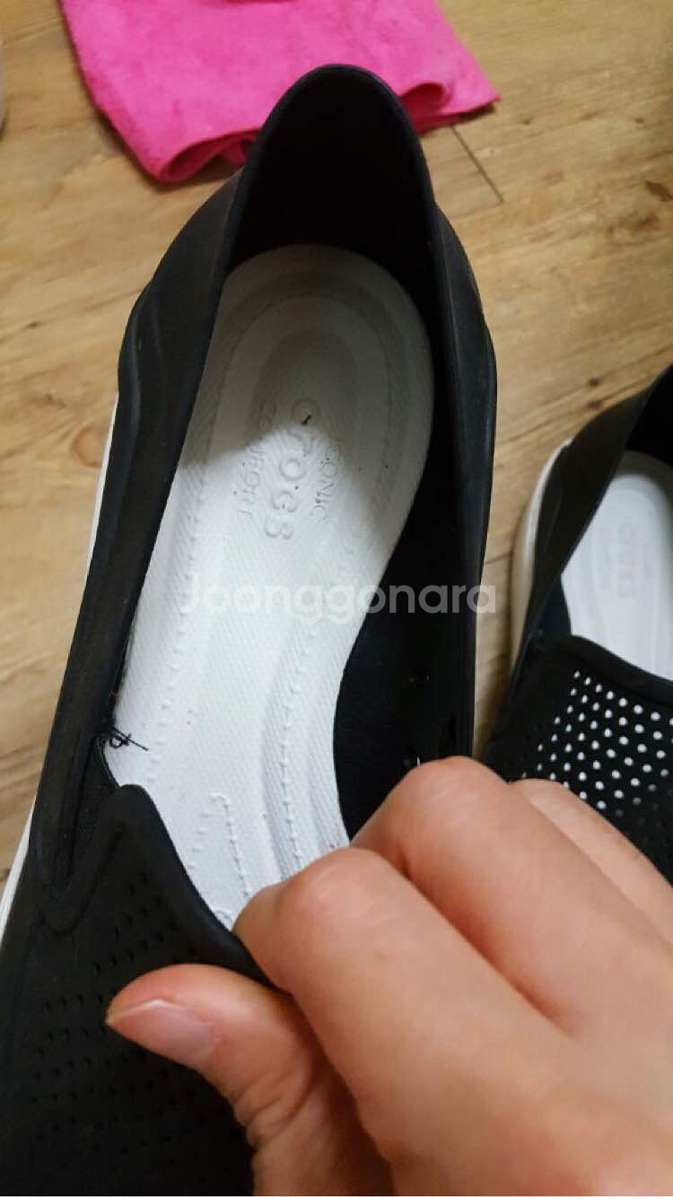 크록스 시티레인 슬립온맨 280미리 팝니다!--6