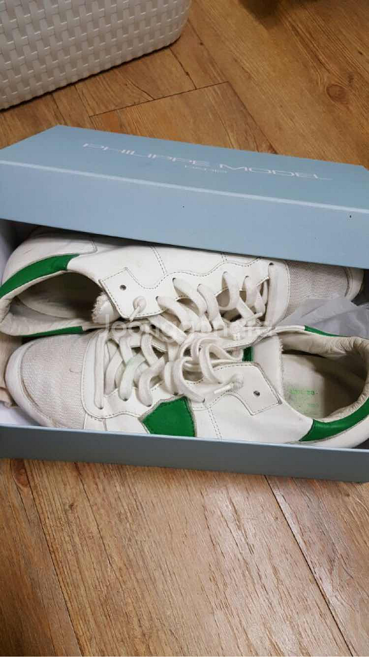 필립모델 남성 스니커즈 280미리 팝니다.--6