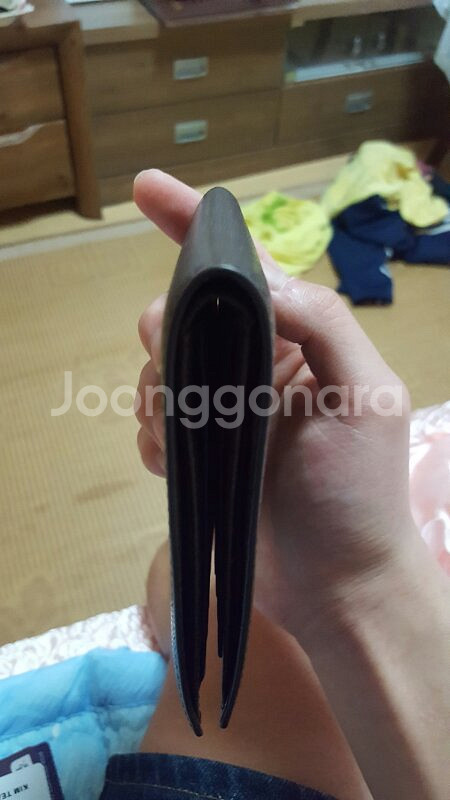 MCM 남성 반지갑 팝니다--4