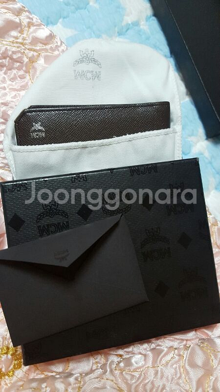 MCM 남성 반지갑 팝니다--6