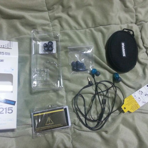 이어폰 슈어 SHURE SE215SPE 팝니다