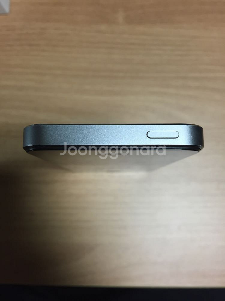 아이폰5s 스페이스그레이 16GB 풀박스 + 케이--6
