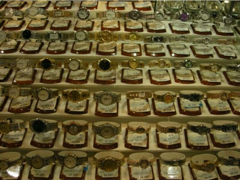 휴블럿, 마카오 제품--5