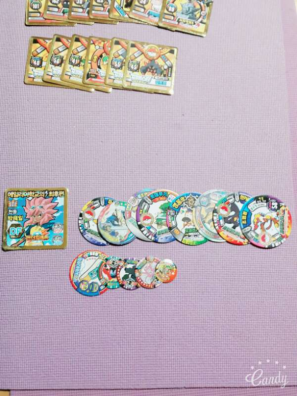 종이딱지 판매합니다(종이딱지2376개+종이왕딱지5 이미지