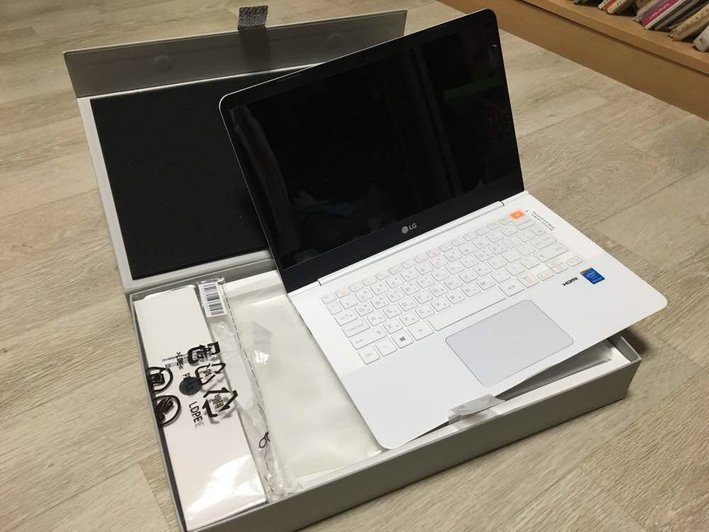 엘지 그램14인치 이미지