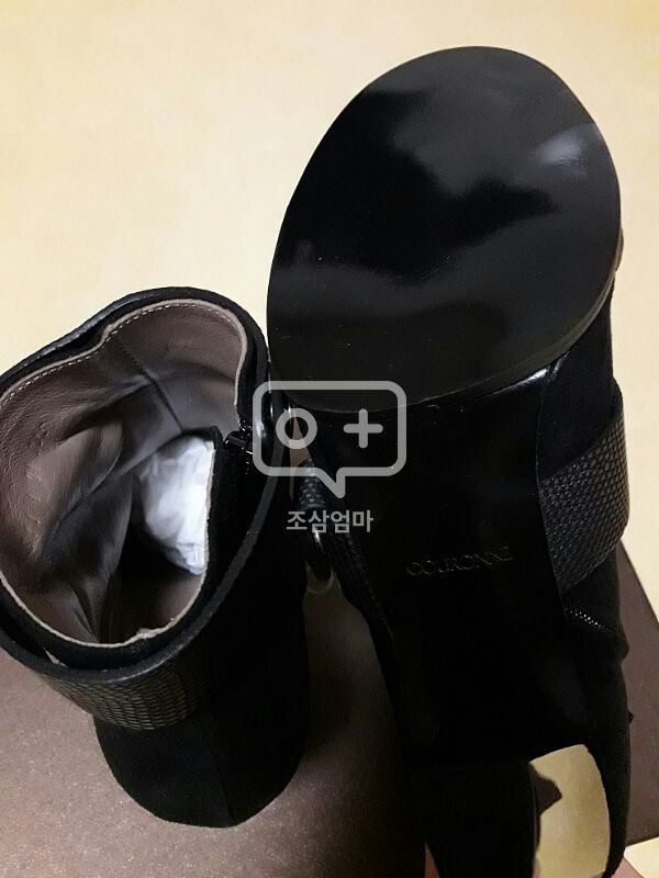 COURONNE 쿠론 블랙 가죽 스웨이드 앵클 부 이미지