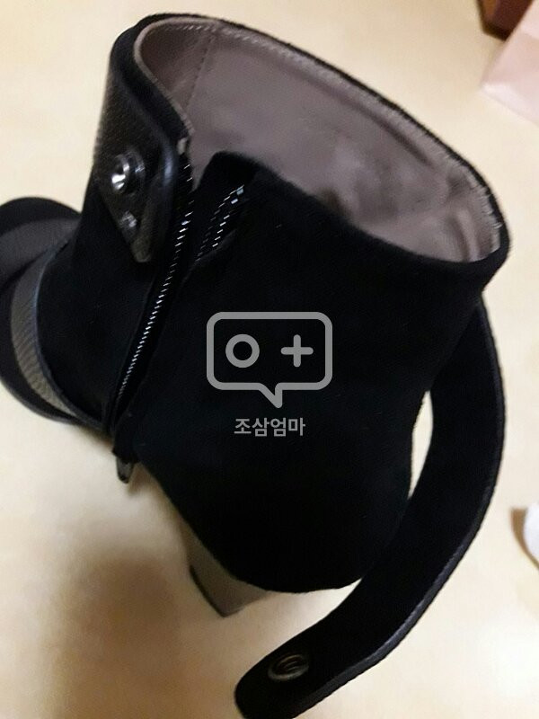 COURONNE 쿠론 블랙 가죽 스웨이드 앵클 부 이미지
