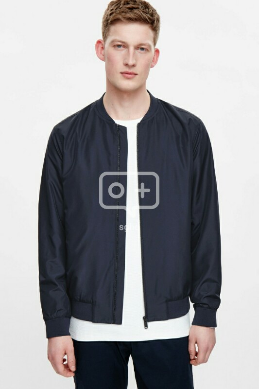 COS 블루종 네이비 S사이즈 입니다.
 (LIG--1