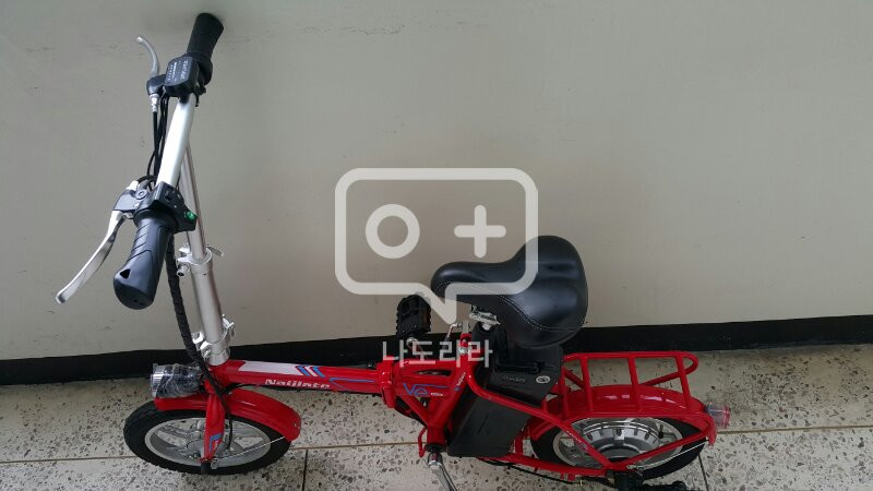 접이식 전기자전거 이미지