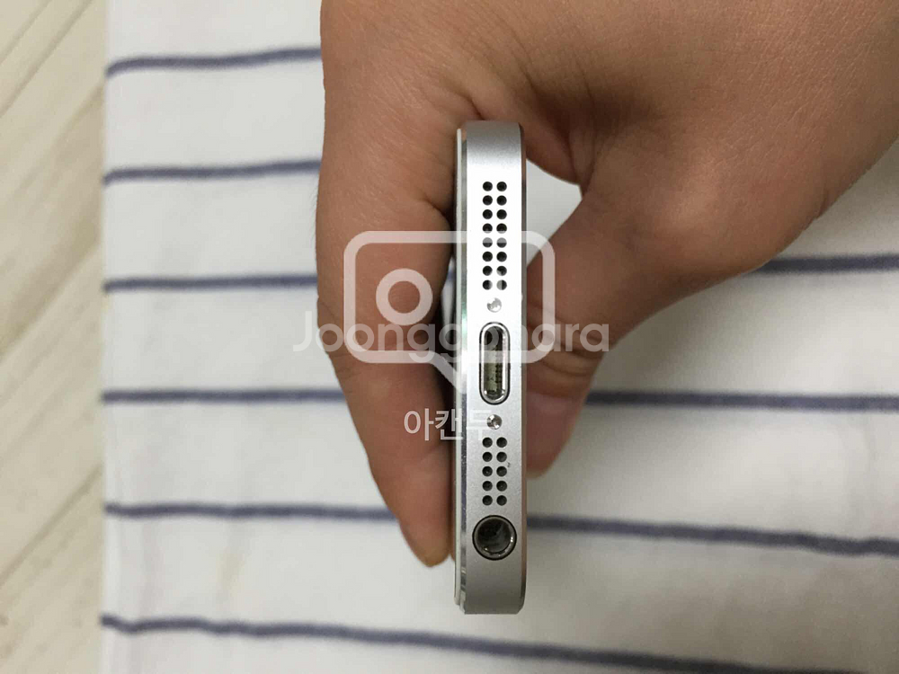 아이폰5 16g 팝니다--4