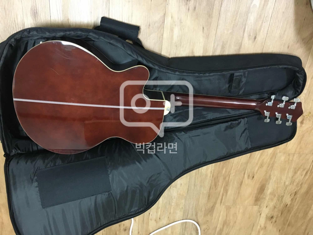 카덴자 통기타 - 튜닝기 내장 이미지