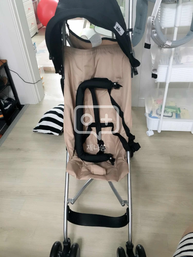 로브스또 휴대용 유모차(초경량) 이미지