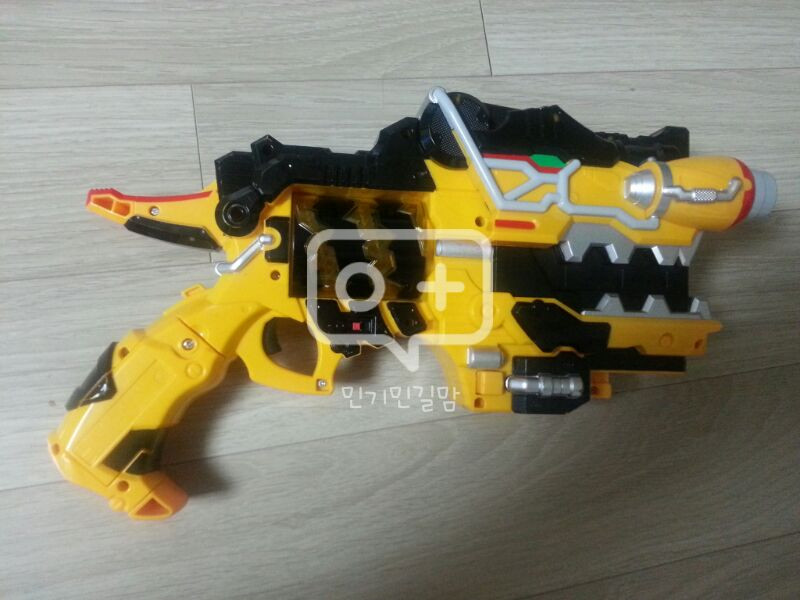 파워레인져 가브리볼버 정품--1