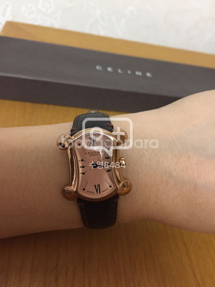 셀린느 여성 손목시계--0