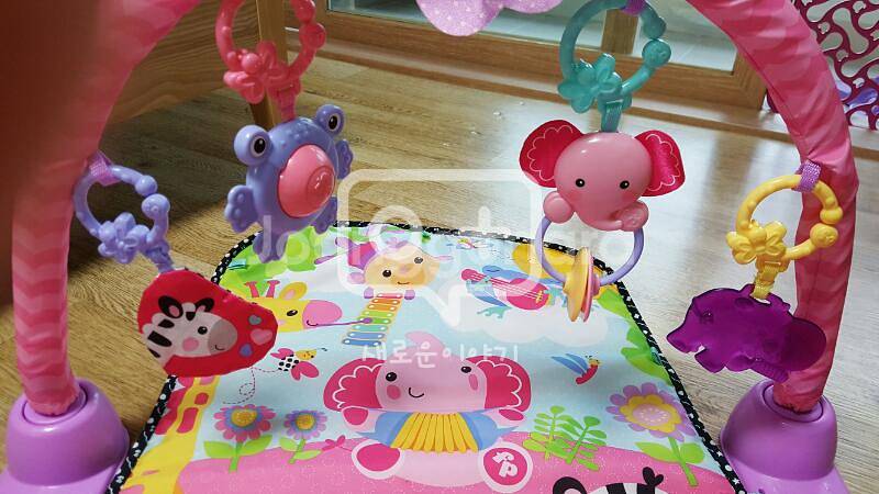 (판매완료)피셔프라이스운동장--1