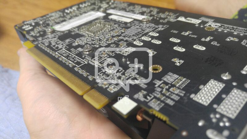 라데온 사파이어 r9 270x--3