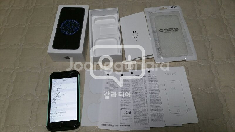 아이폰6 64G 액정깨진거 팝니다--0