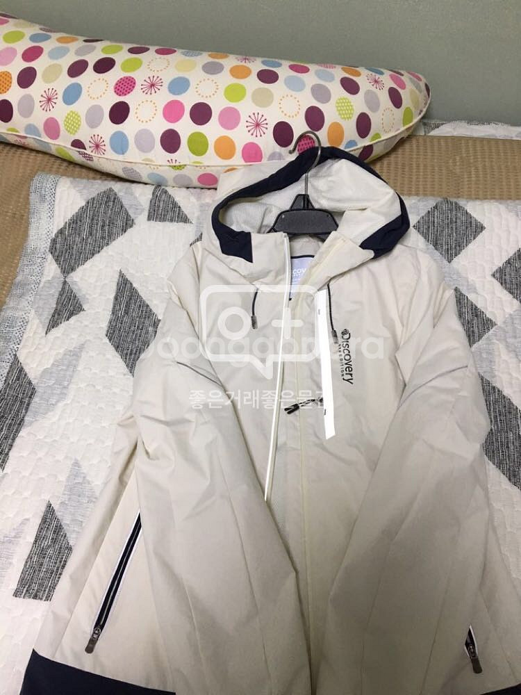 디스커버리 여성 바람막이--0