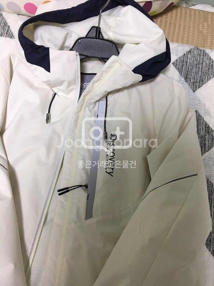 디스커버리 여성 바람막이--1