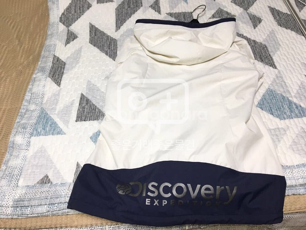 디스커버리 여성 바람막이--3