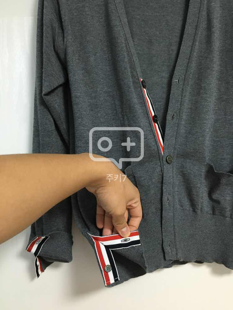 정품 톰브라운 완정 가디건2사이즈 팝니다 (인천, 이미지