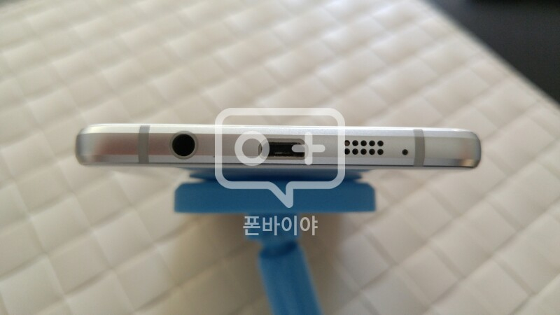 ㄷ)S급 갤럭시A7 2016 화이트 팝니다. A7--2