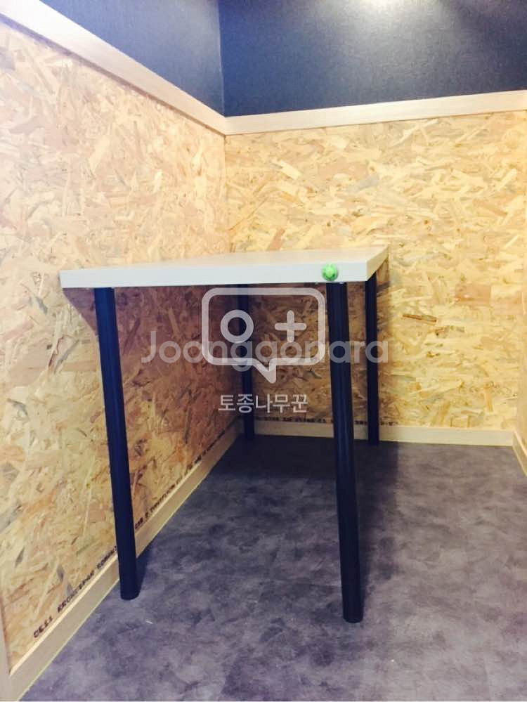 이케아 테이블 팔아요 2만원--1