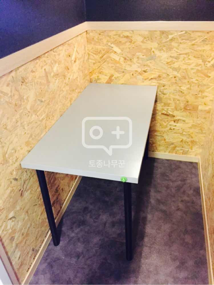 이케아 테이블 팔아요 2만원--2