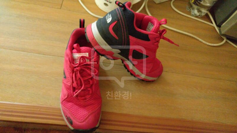 노스페이스 아웃도어운동화 이미지